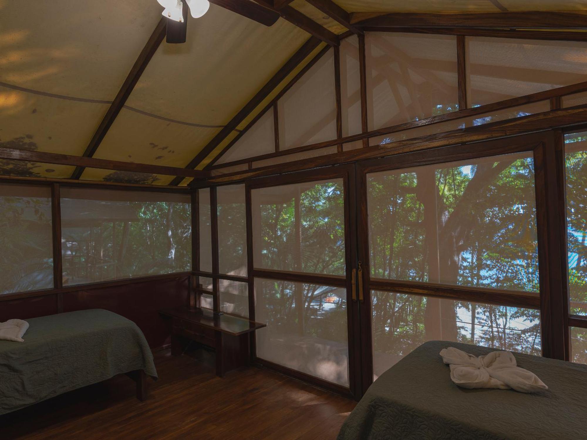 Los Vivos Beachfront Experience Pochote Rum bild